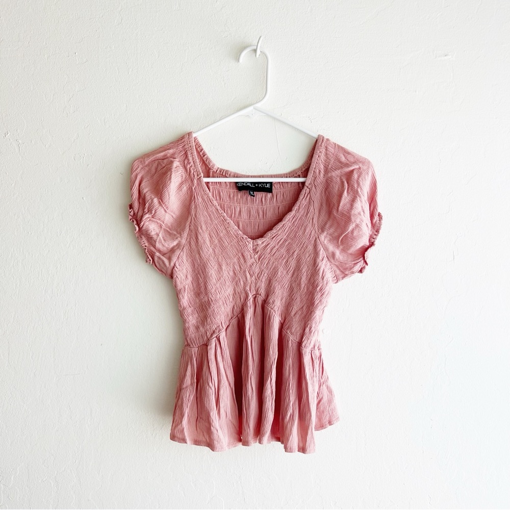 Kendall & Kylie coral peasant blouse v neck cropped peplum short sleeve shirt S